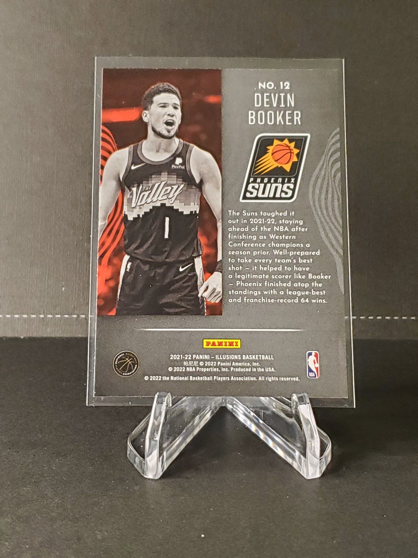 Devin Booker 2021-2022 Panini Illusions Tough SSP Cracked Ice #12