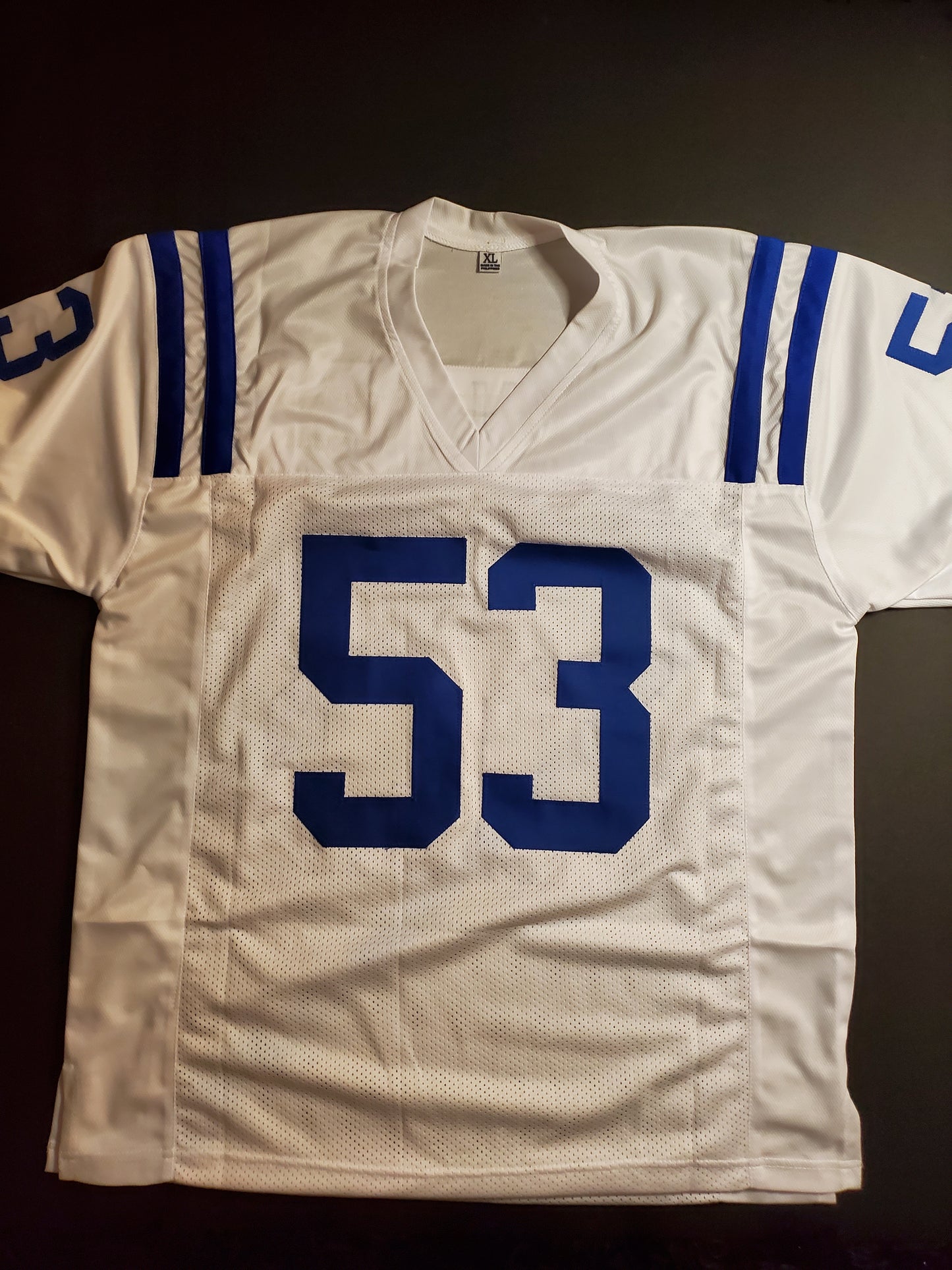 Darius Shaq Leonard Signed Indianapolis Custom Football Jersey (Beckett)