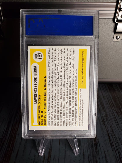 1980 Baseball Immortals #127 Yogi Berra Signed PSA / DNA Authentic AUTO Yankees