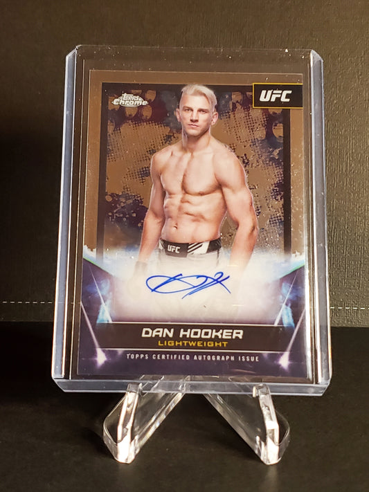 Dan Hooker 2024 Topps Chrome UFC Signatures Card AUTO #FNA-DHO