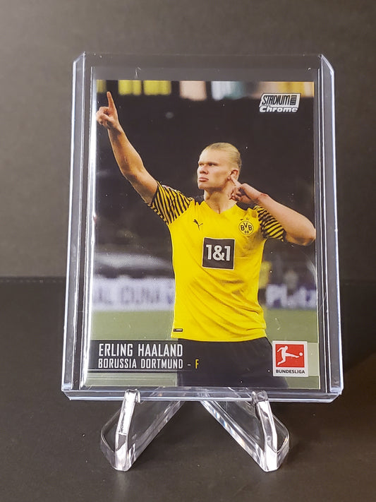 Erling Haaland 2021-2022 Topps Stadium Club Chrome Base #30