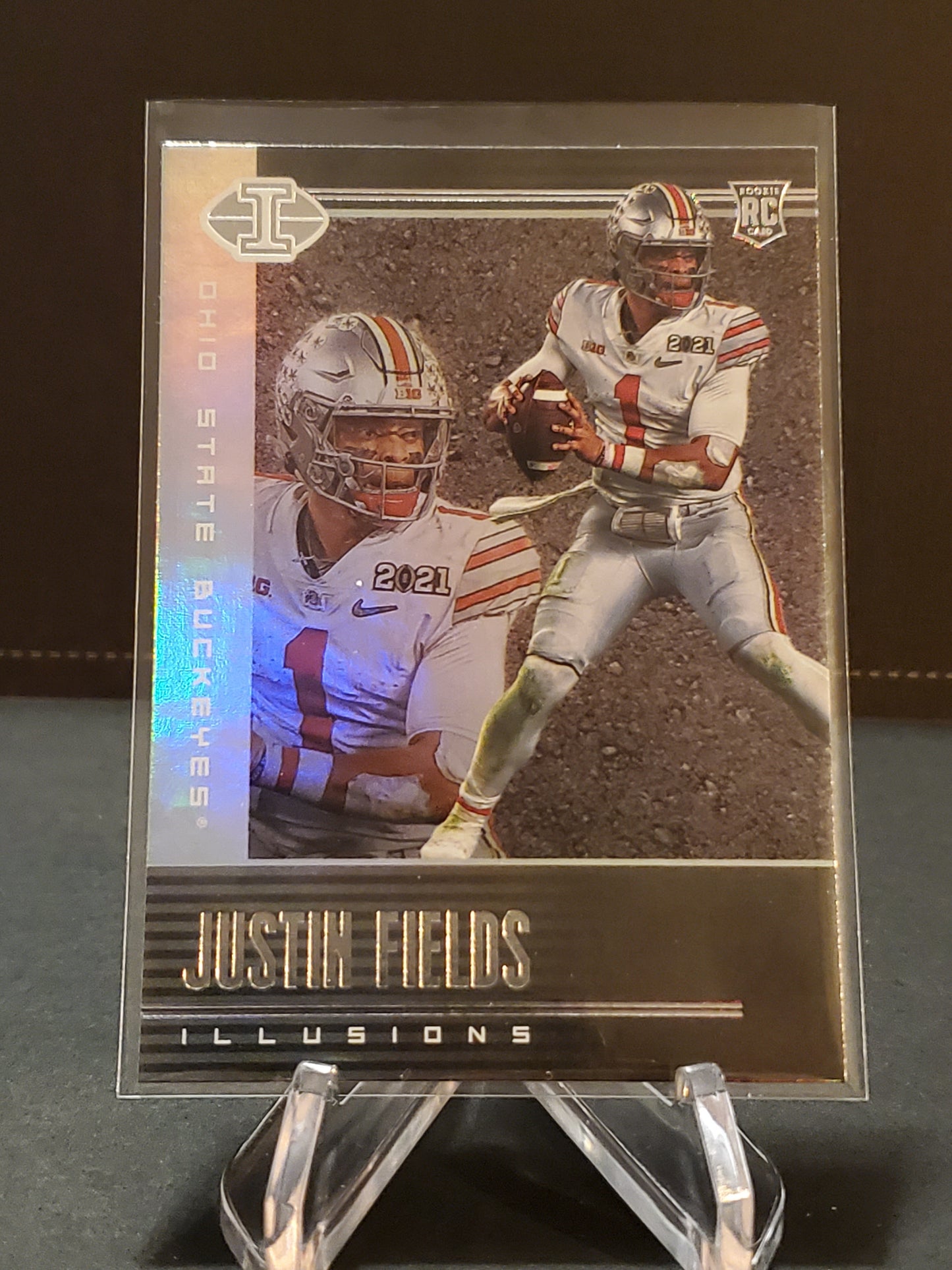 Justin Fields 2021 Panini Chronicles Illusions Draft Picks RC #102