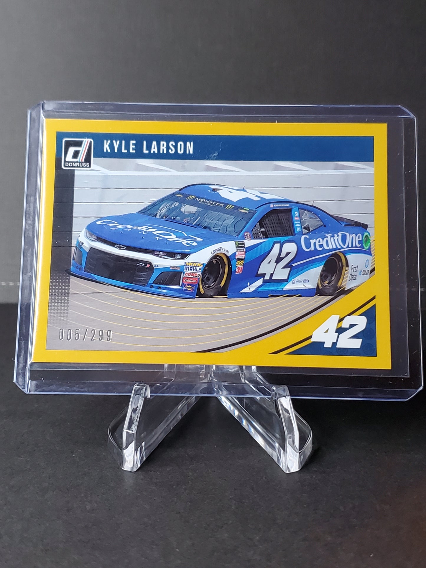 Kyle Larson 2019 Panini - Donruss Racing Yellow #93: /299