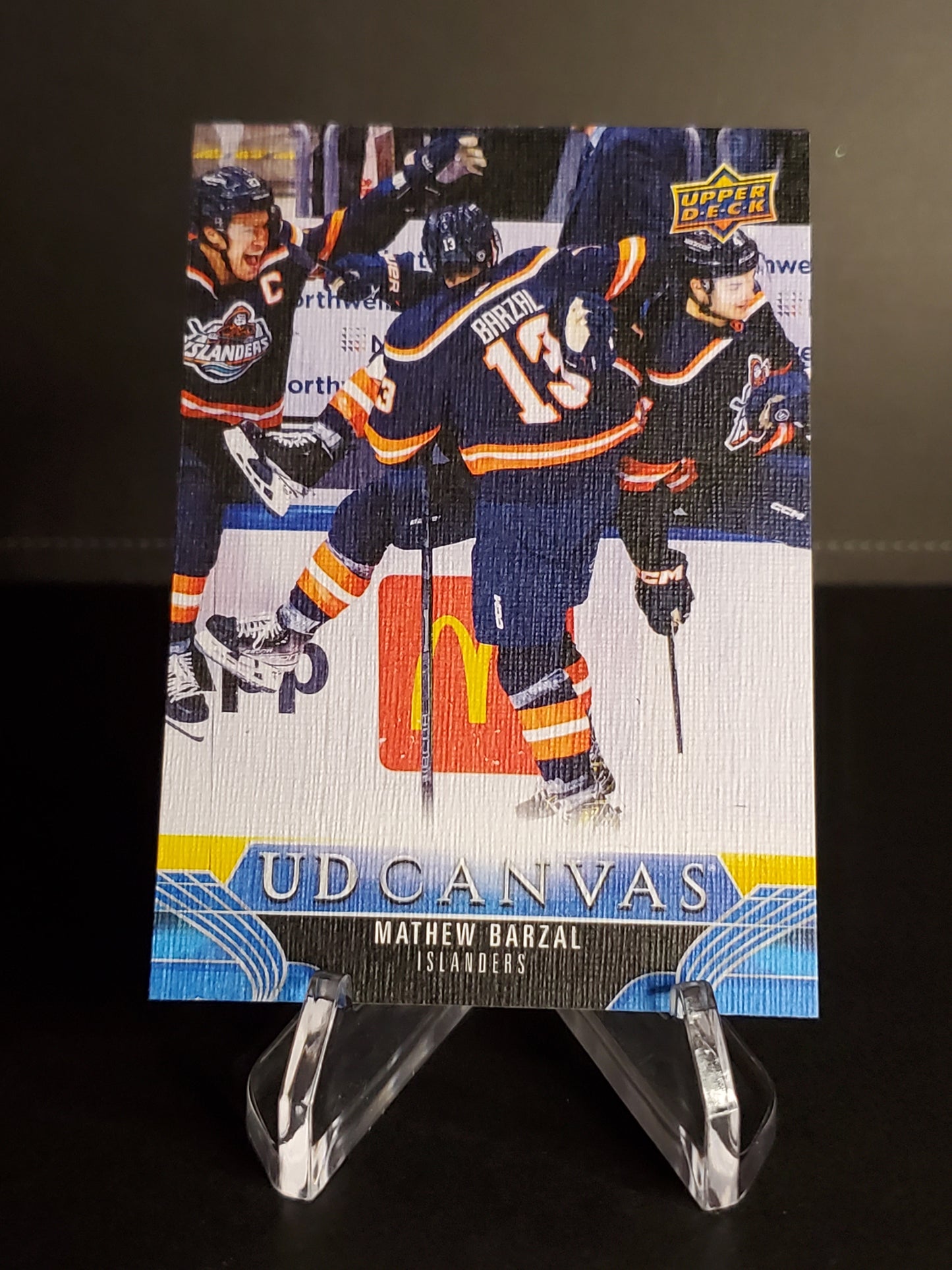 Mathew Barzal 2023/24 Upper Deck Series 2 Canvas #C173