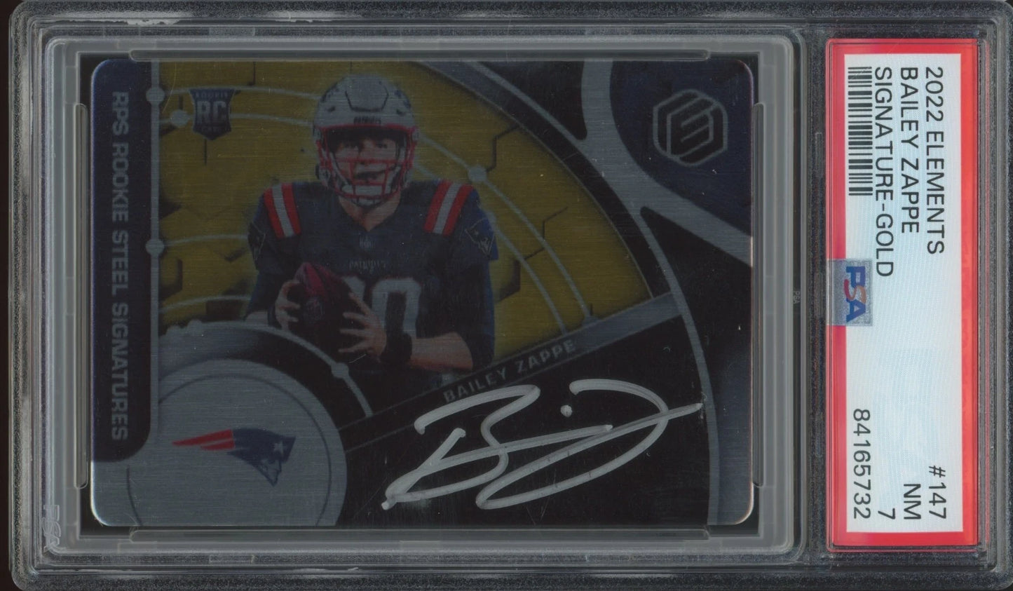 2022 Panini Elements Gold #147 BAILEY ZAPPE /79 AUTO RC Rookie PSA 7 Patriots