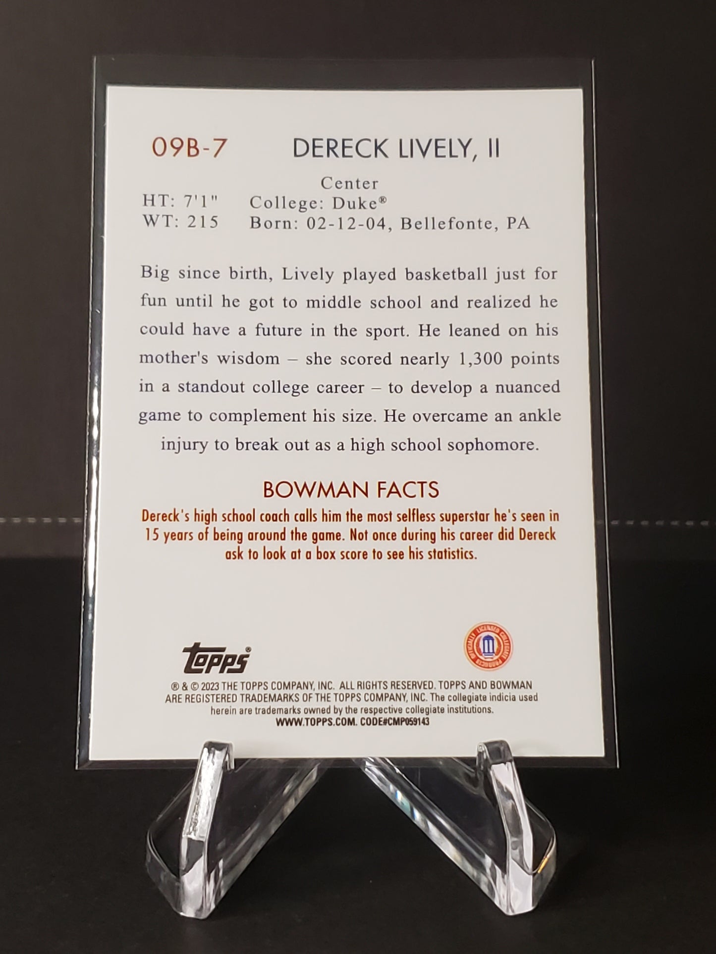 Dereck Lively II 2023 Topps Bowman University Chrome Basketball Retro Insert #09B-7