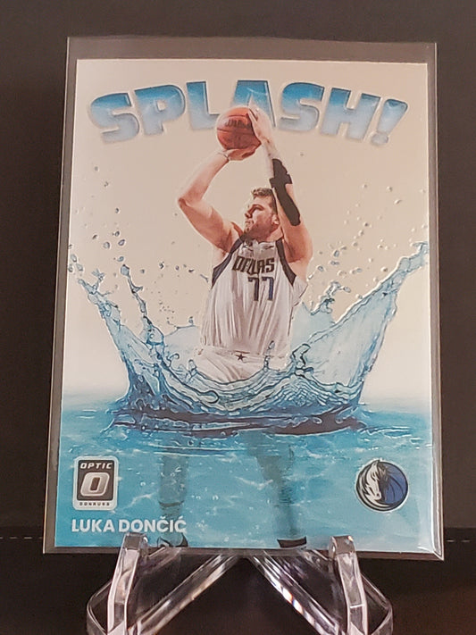 Luka Doncic 2022-2023 Panini Donruss Optic Splash #11